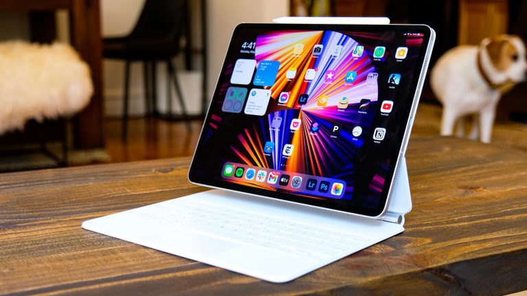 Чехлы для iPad Air 11” M2 (2024) – аксессуары для долговечности вашего айпада
